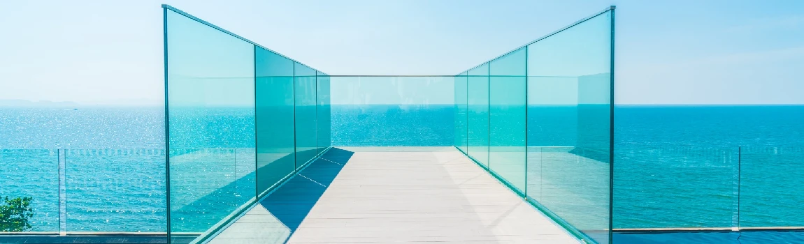 Customized Glass Pool Fence Repair Services in Clermont, FL